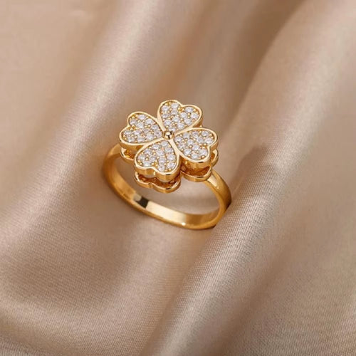 Unique Rotating Four Leaf Clover Open Ring for Women Small Stress Reliever Fashionable and Stylish Female Design Sense Accessory